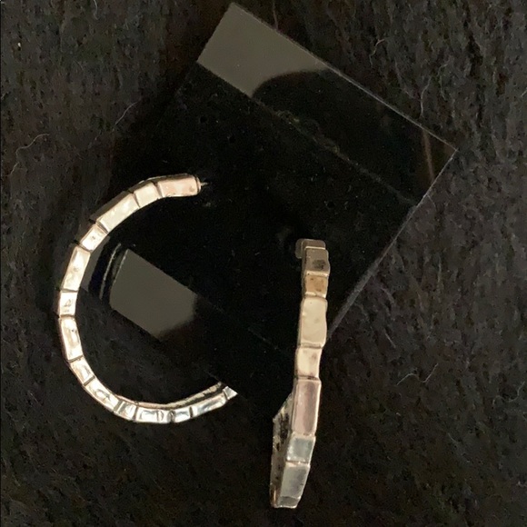 Silver layer necklace with matching earrings - Picture 2 of 3